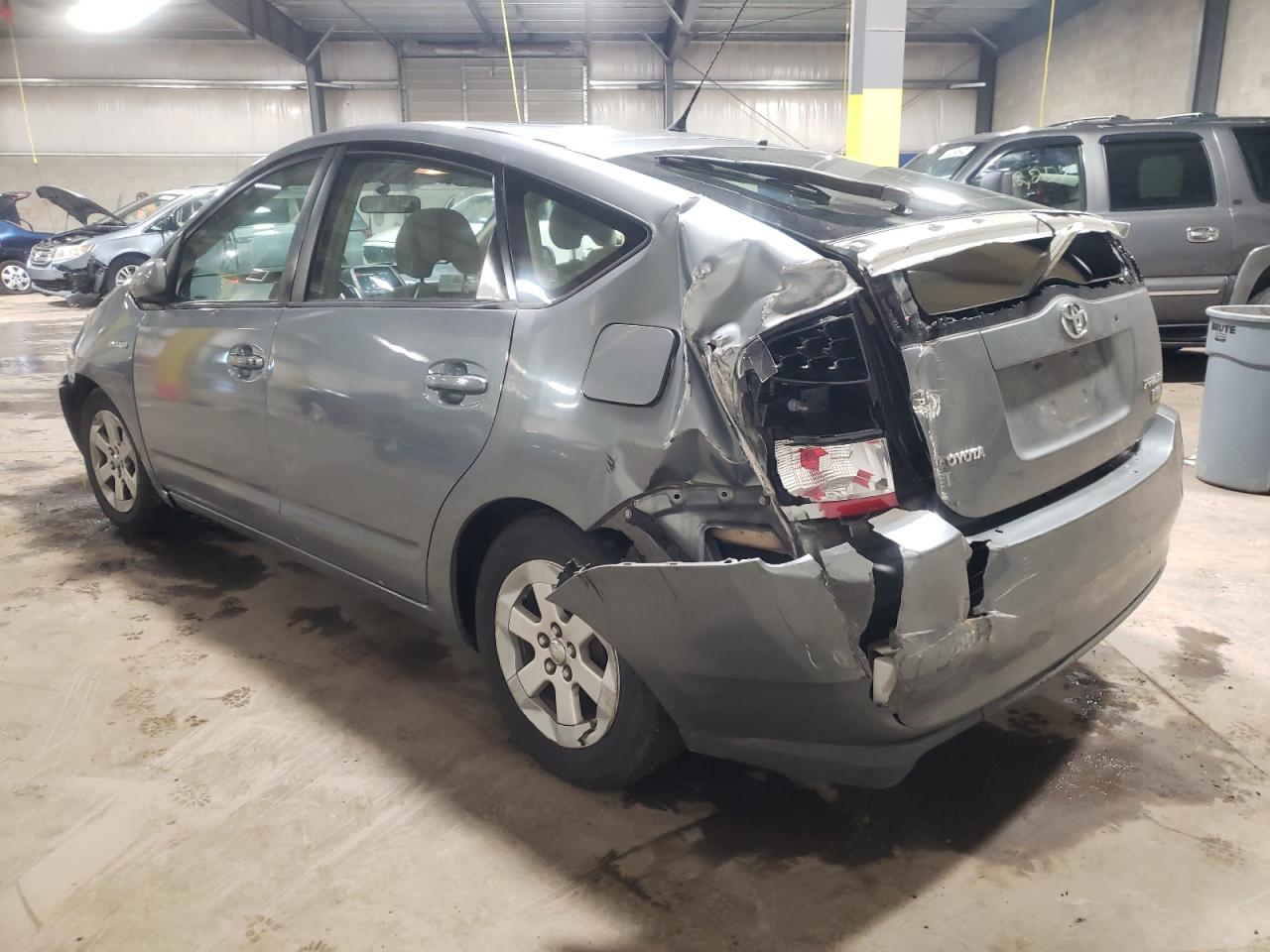 Photo 3 from auction – 2005 TOYOTA PRIUS with VIN JTDKB20U953091275