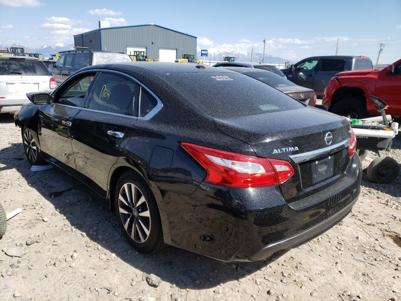 Photo 3 from auction – 2017 NISSAN ALTIMA 2.5 with VIN 1N4AL3AP8HC192342