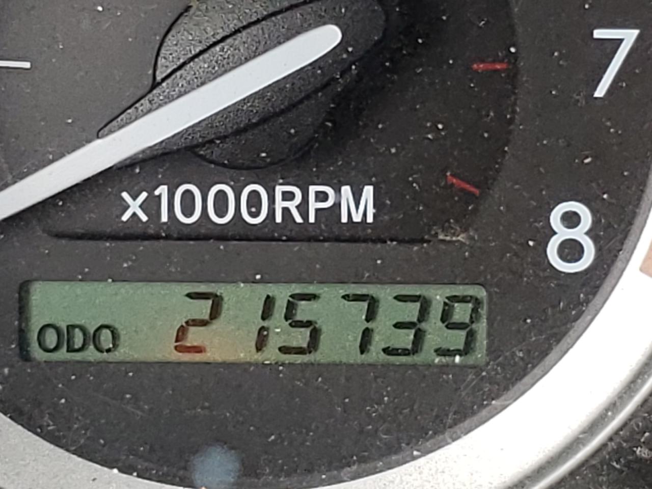 Photo 8 from auction – 2004 TOYOTA SIENNA CE with VIN 5TDZA23C44S133675