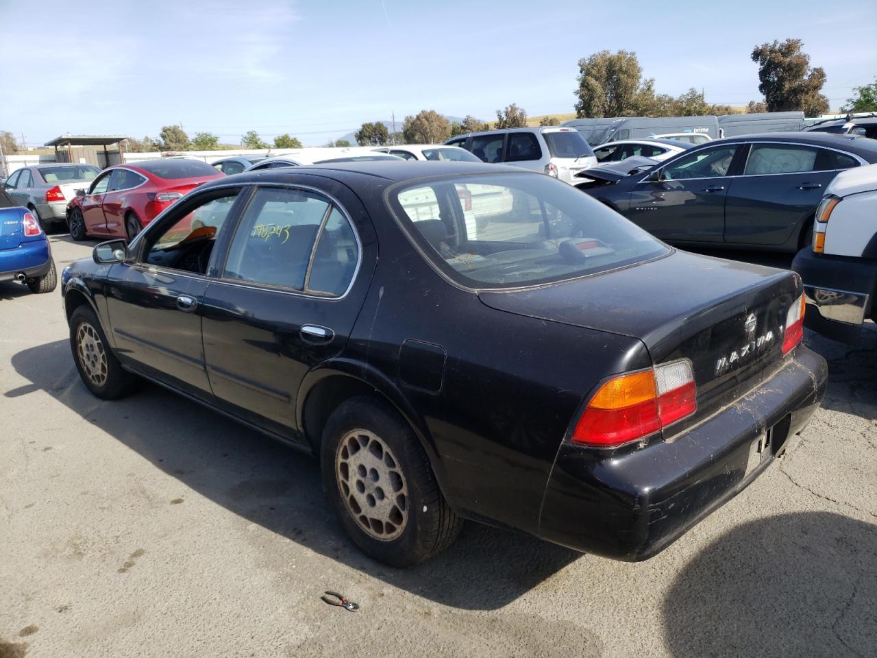 Photo 3 from auction – 1996 NISSAN MAXIMA GLE with VIN JN1CA21D1TT106356