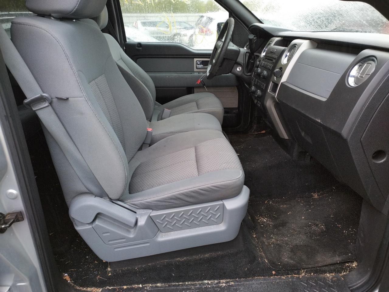 Photo 5 from auction – 2011 FORD F150 SUPER with VIN 1FTFW1ET0BFC80262