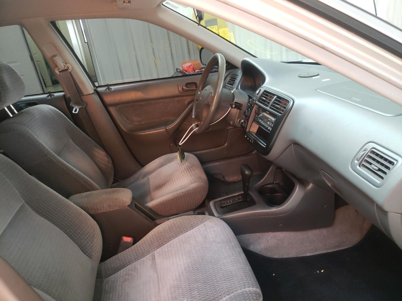 Photo 5 from auction – 2000 HONDA CIVIC BASE with VIN 2HGEJ6610YH532024