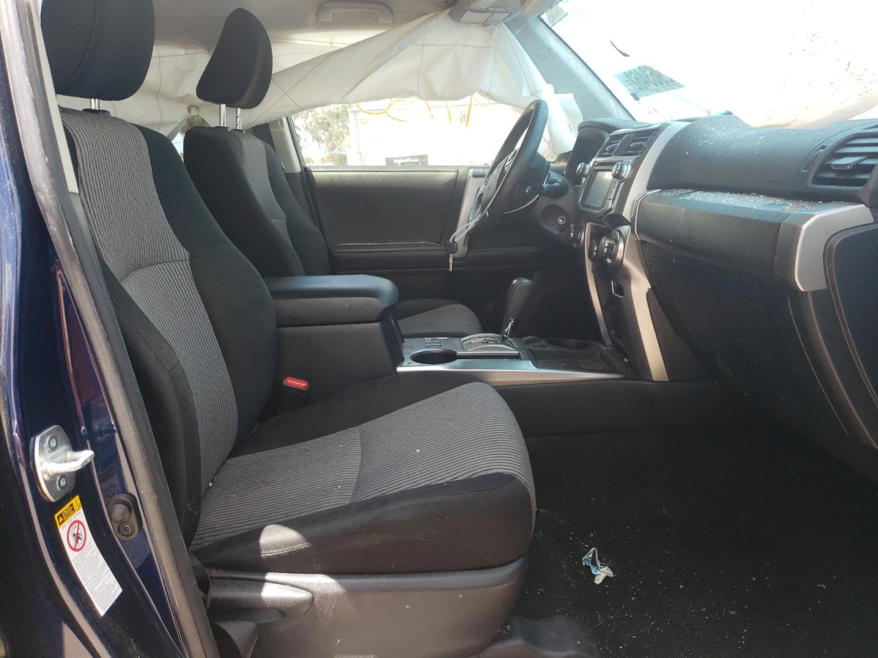 Photo 5 from auction – 2017 TOYOTA 4RUNNER SR with VIN JTEZU5JR3H5154914