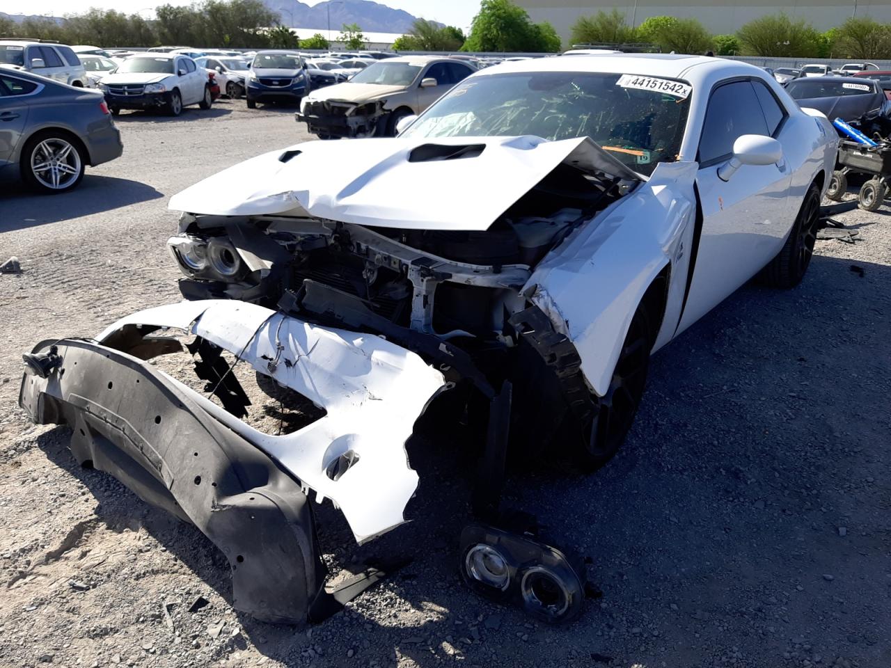 Photo 2 from auction – 2016 DODGE CHALLENGER with VIN 2C3CDZBT7GH349650