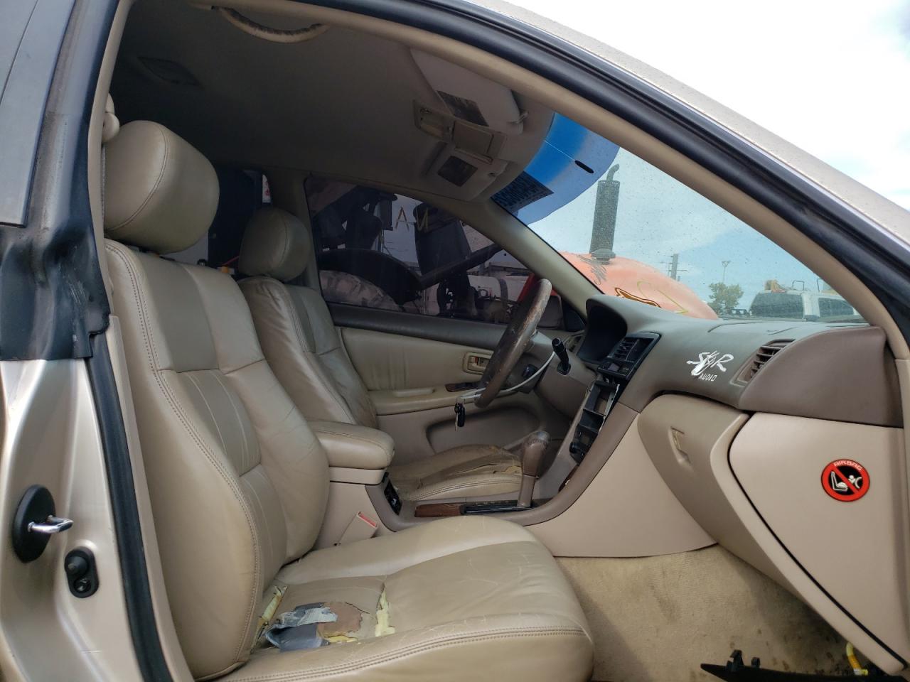 Foto 5 de la subasta – 1997 LEXUS ES 300 con VIN JT8BF22G7V0041664