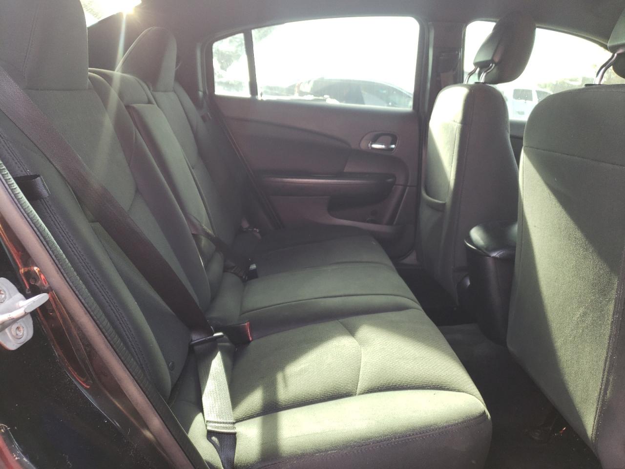 Photo 6 from auction – 2012 CHRYSLER 200 TOURIN with VIN 1C3CCBBB7CN166767