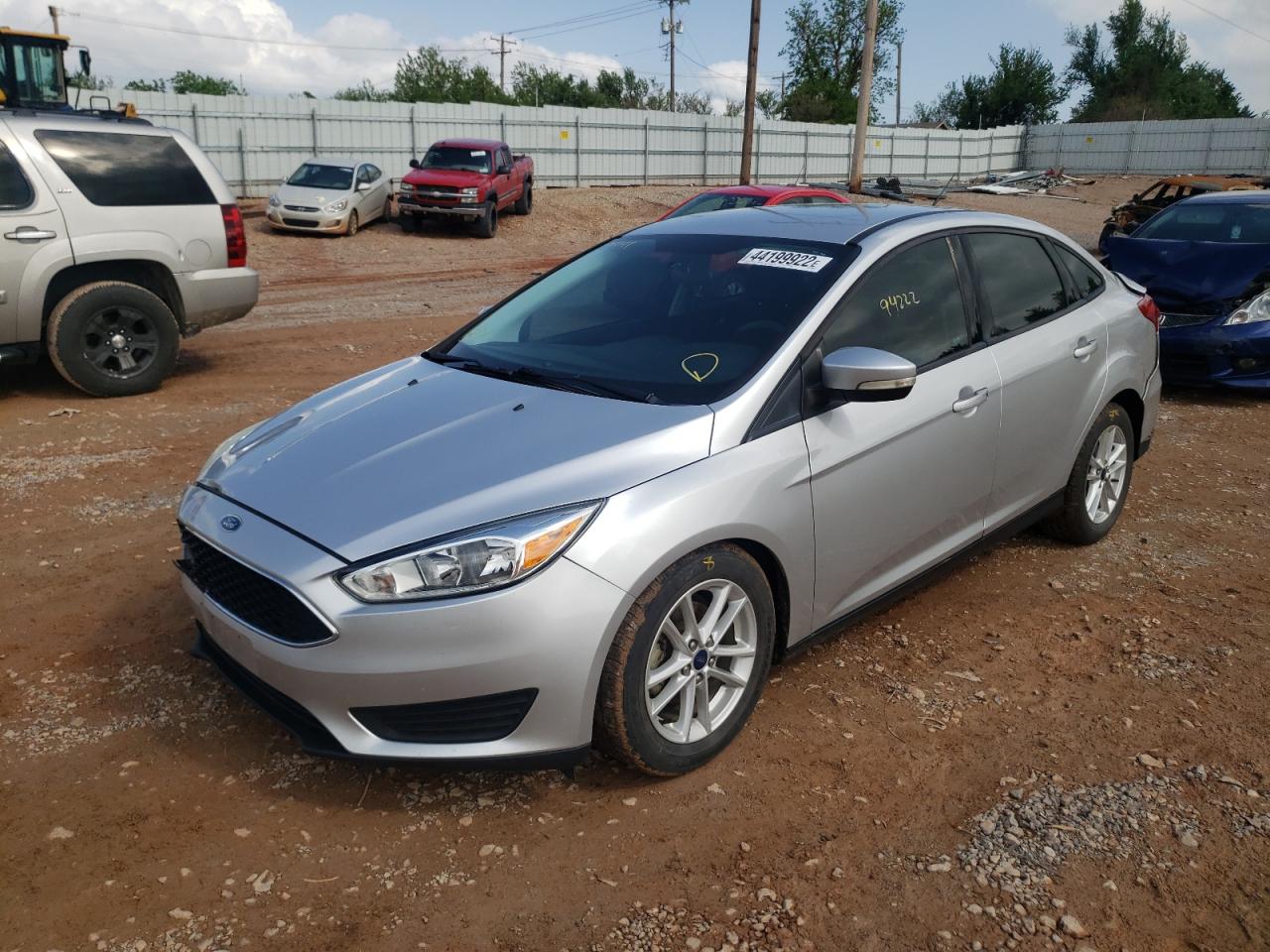 Photo 2 from auction – 2016 FORD FOCUS with VIN 1FADP3F2XGL395147