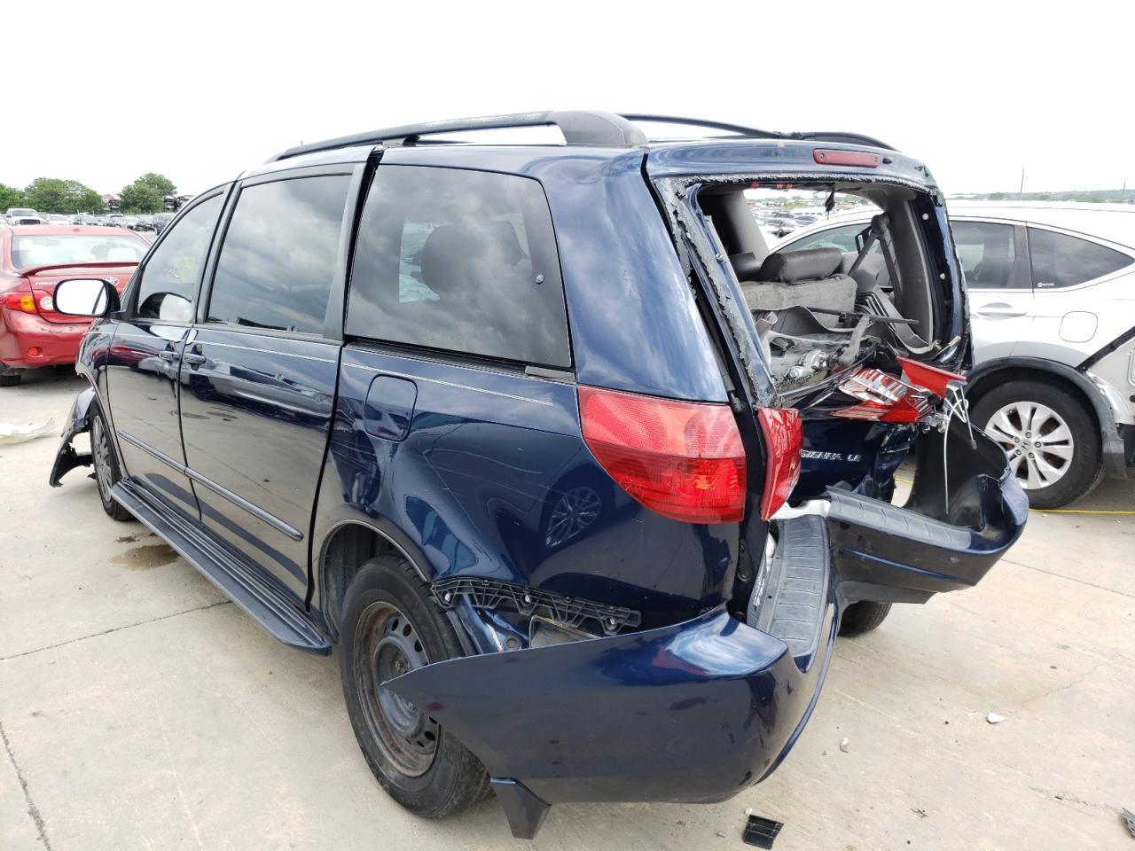 Photo 3 from auction – 2004 TOYOTA SIENNA CE with VIN 5TDZA23C44S133675