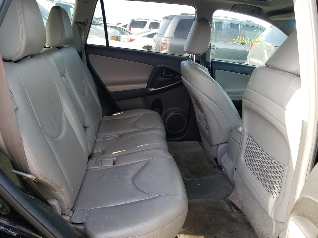 Photo 6 from auction – 2011 TOYOTA RAV4 LIMIT with VIN 2T3YF4DV6BW092129
