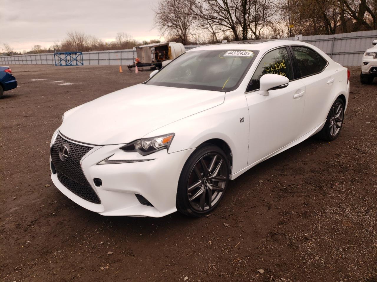 Photo 2 from auction – 2016 LEXUS IS 300 with VIN JTHCM1D28G5006241
