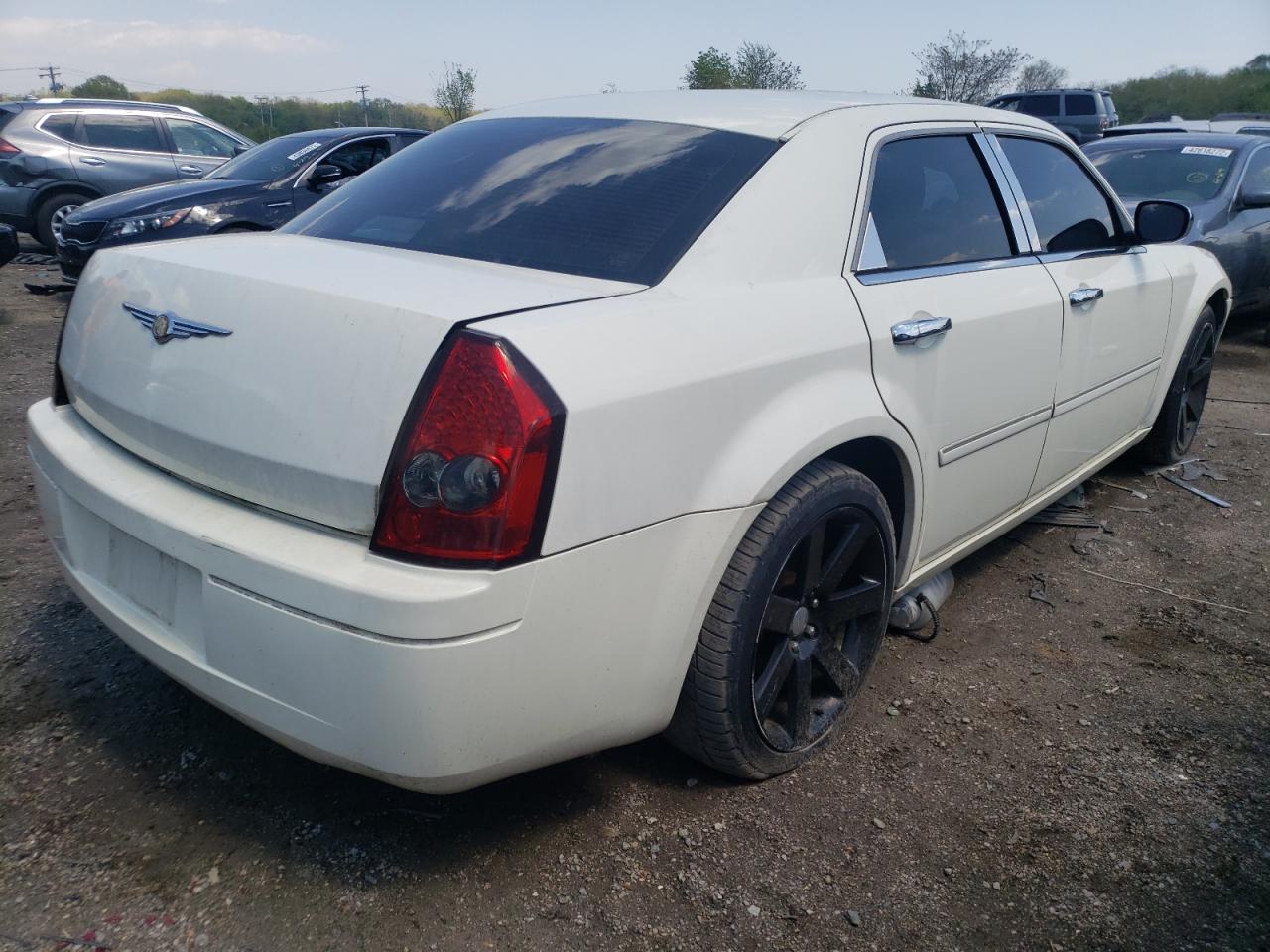 Photo 4 from auction – 2007 CHRYSLER 300 with VIN 2C3KA43R37H775930