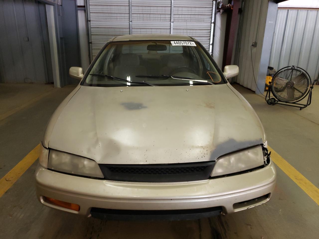 Photo 9 from auction – 1995 HONDA ACCORD LX with VIN JHMCD5632SC005829