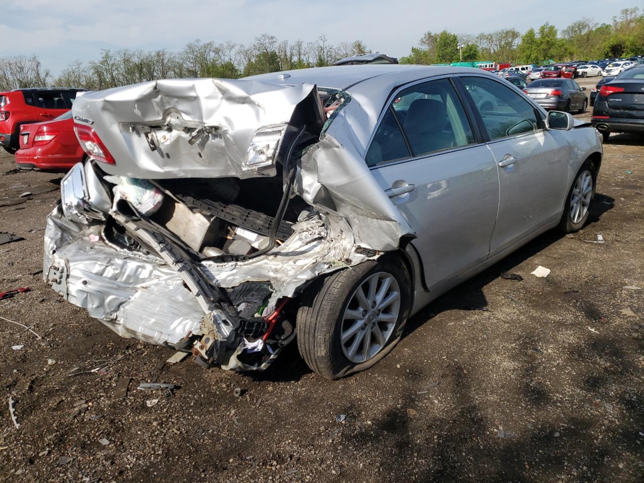 Photo 4 from auction – 2011 TOYOTA CAMRY BASE with VIN 4T1BF3EKXBU632627