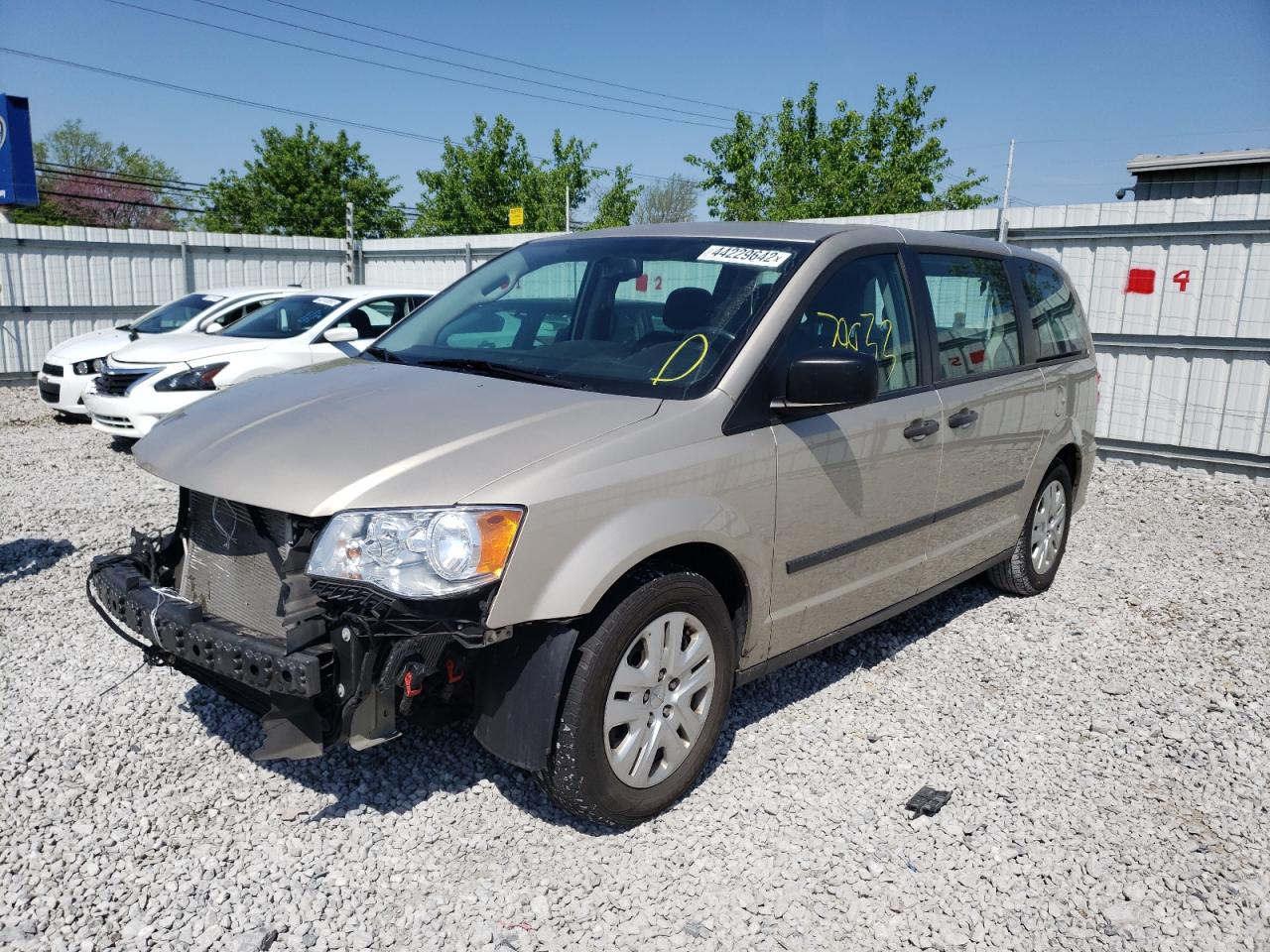 Фото 2 с аукциона – 2016 DODGE GRAND CARA с VIN 2C4RDGBG5GR217929