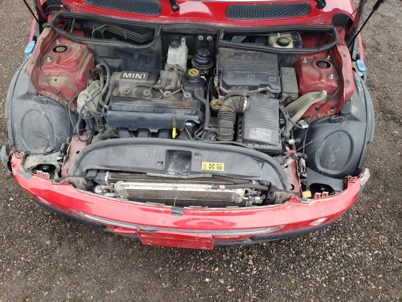 Photo 7 from auction – 2004 MINI COOPER with VIN WMWRC33404TJ58192