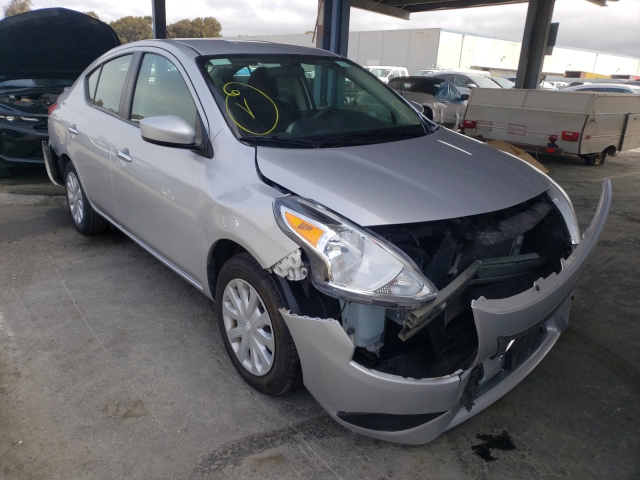 NISSAN VERSA S 2019 with VIN 3N1CN7APXKL874352 - Photo from auction