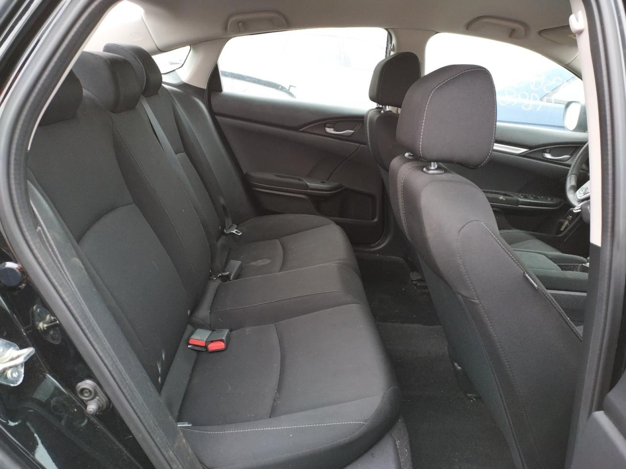 Photo 6 from auction – 2016 HONDA CIVIC LX with VIN 19XFC2F50GE003322