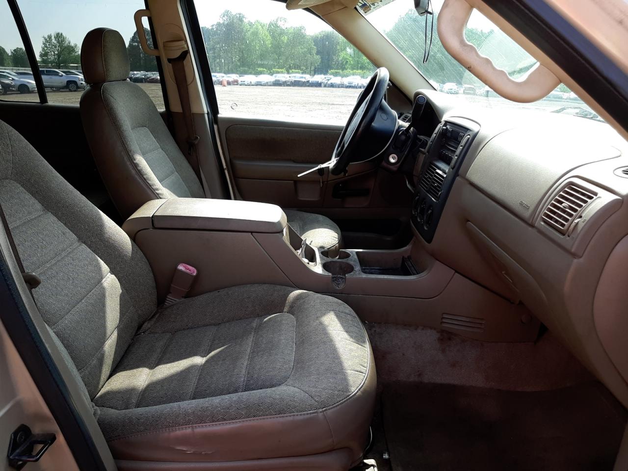 Photo 5 from auction – 2004 FORD EXPLORER X with VIN 1FMZU62K14ZA48780