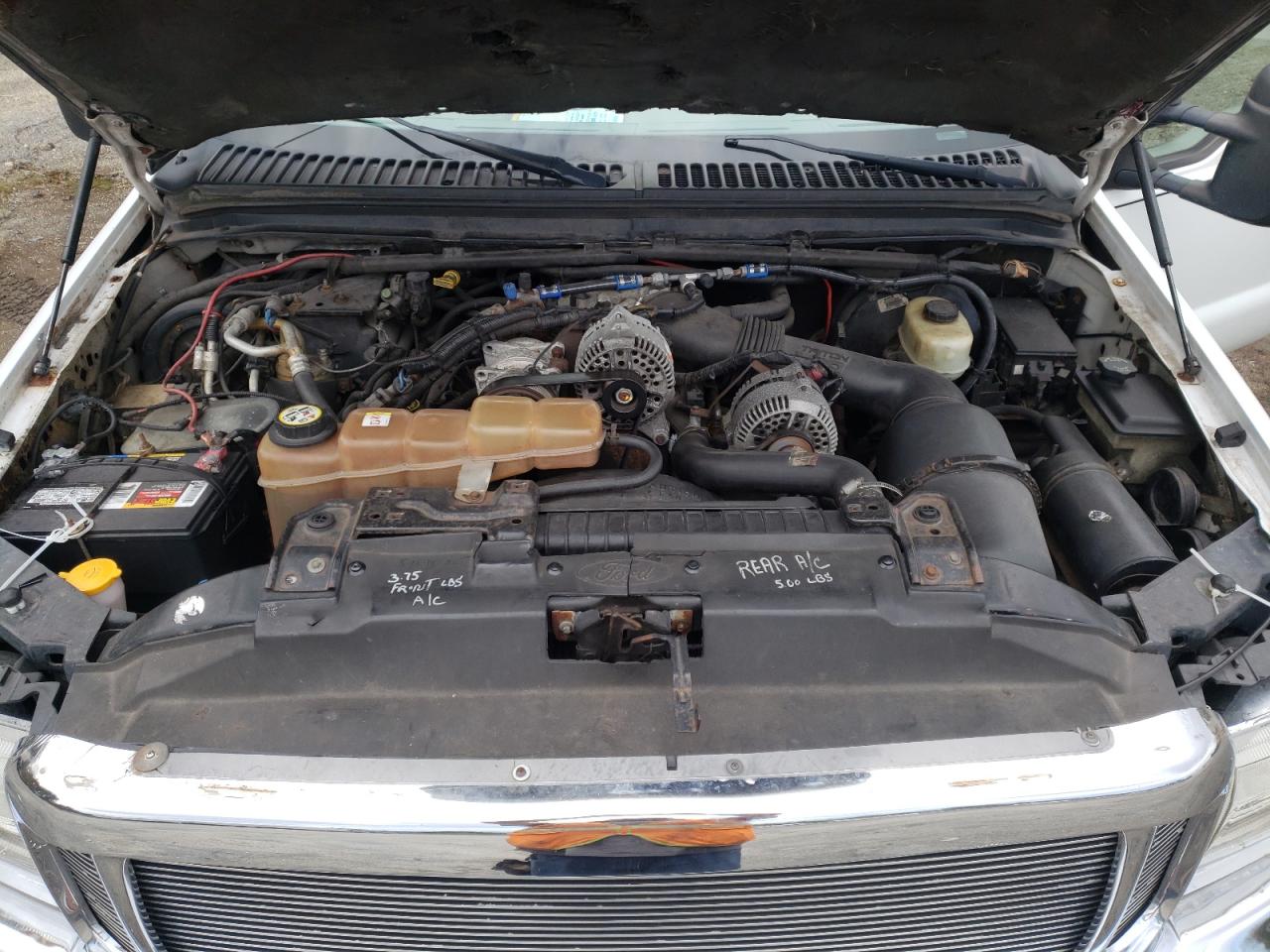 Photo 7 from auction – 2000 FORD EXCURSION with VIN 1FMNU40S2YEC52300