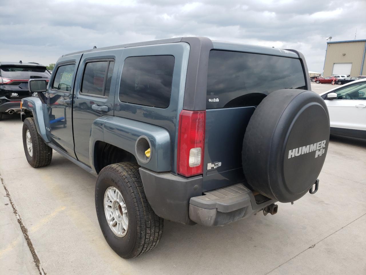 Photo 3 from auction – 2006 HUMMER H3 with VIN 5GTDN136468184595