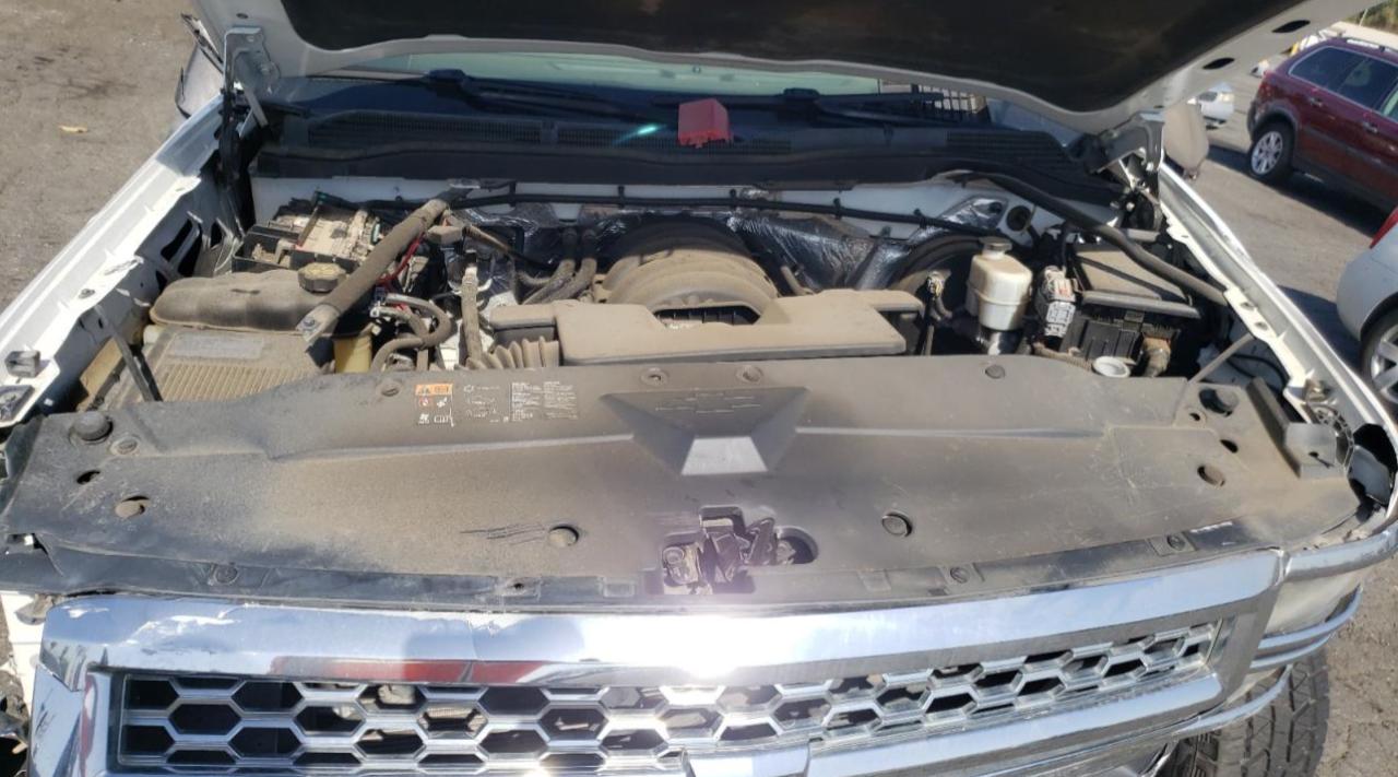 Photo 7 from auction – 2015 CHEVROLET SILVERADO with VIN 3GCUKREC1FG512471