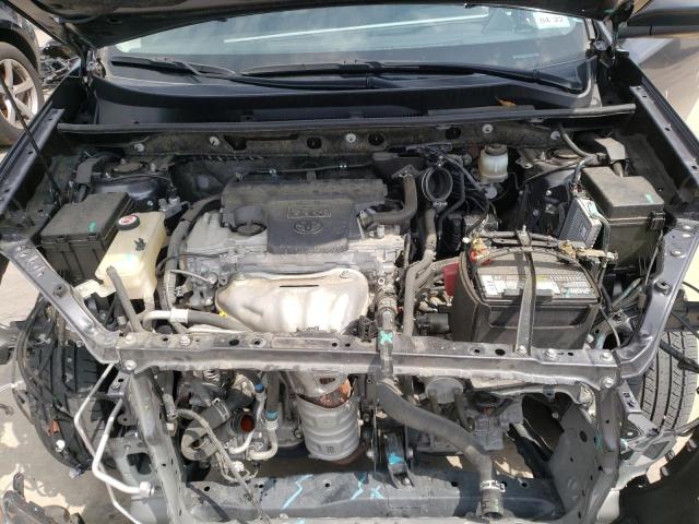 Photo 7 from auction – 2018 TOYOTA RAV4 LE with VIN JTMZFREV5JJ176567