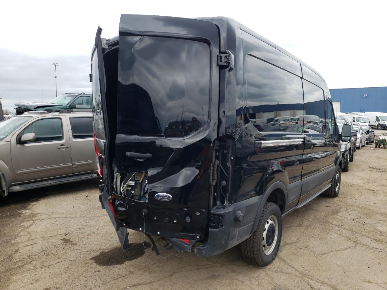 Photo 4 from auction – 2019 FORD TRANSIT T- with VIN 1FTYE2CM3KKB56703