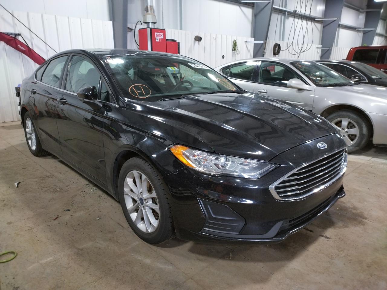 FORD FUSION SE 2020 with VIN 3FA6P0HD2LR150618 - Photo from auction