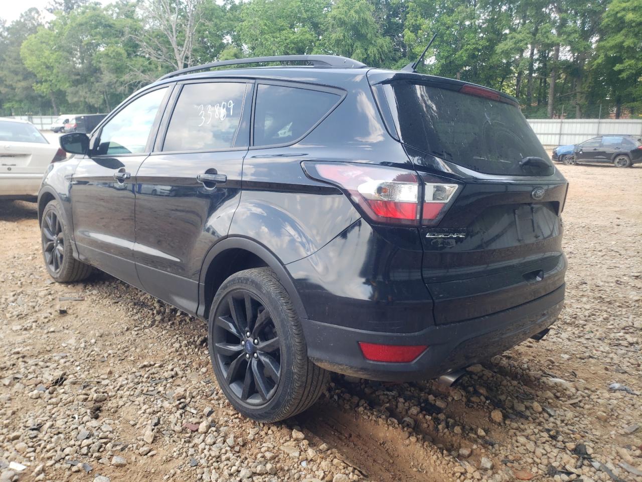 Photo 3 from auction – 2018 FORD ESCAPE SE with VIN 1FMCU9GD1JUA93454