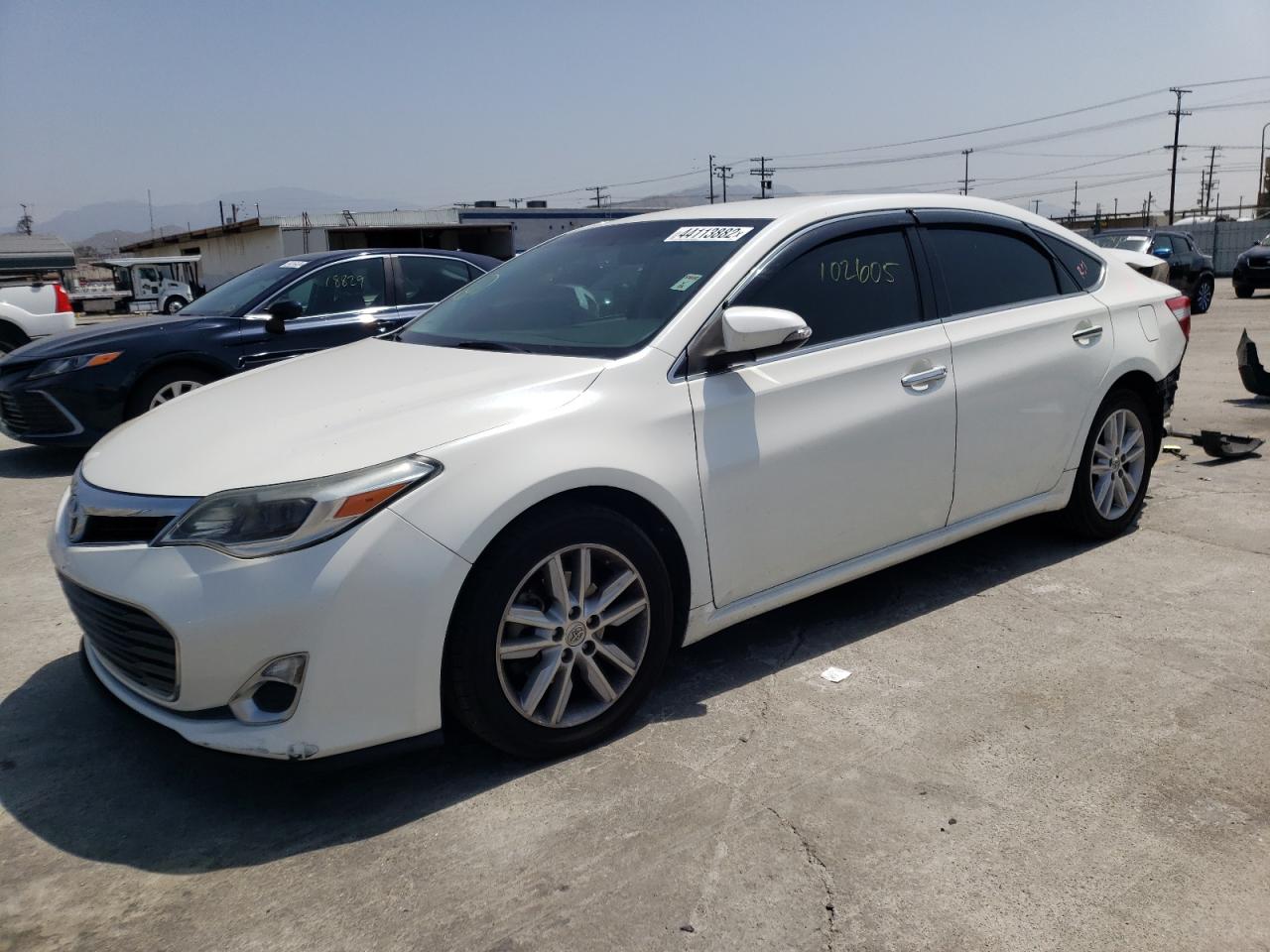 Photo 2 from auction – 2014 TOYOTA AVALON BAS with VIN 4T1BK1EB0EU098123