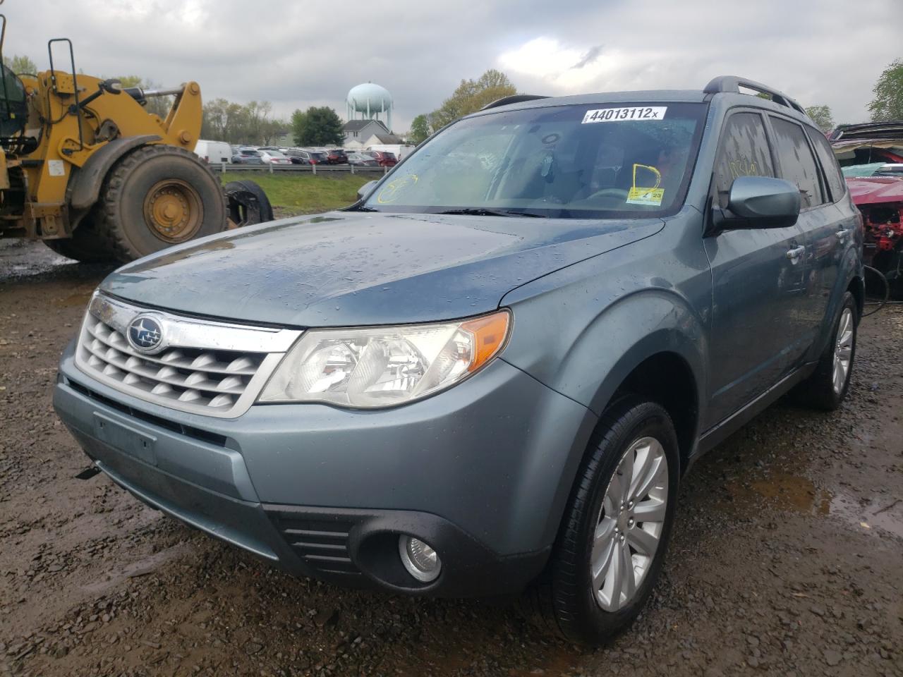 Photo 2 from auction – 2011 SUBARU FORESTER L with VIN JF2SHAEC8BH713325