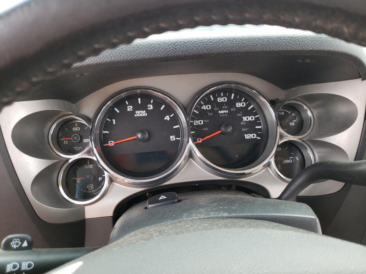 Photo 8 from auction – 2011 CHEVROLET SILVERADO with VIN 1GC1KXC85BF122832