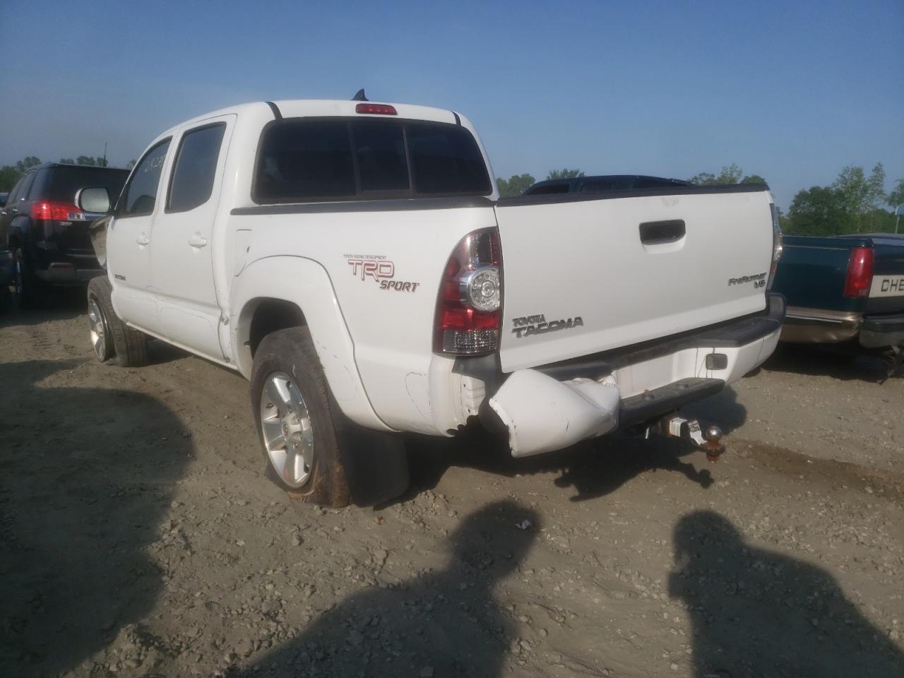Photo 3 from auction – 2012 TOYOTA TACOMA DOU with VIN 3TMJU4GN7CM129694