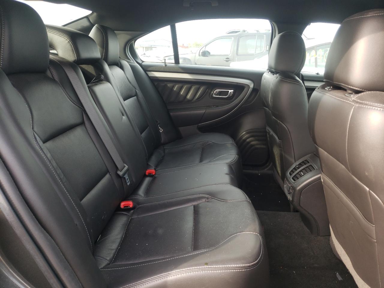 Photo 6 from auction – 2017 FORD TAURUS SEL with VIN 1FAHP2E88HG120680