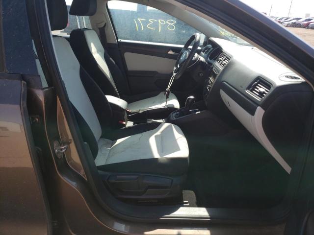 Photo 5 from auction – 2015 VOLKSWAGEN JETTA BASE with VIN 3VW2K7AJ6FM229143