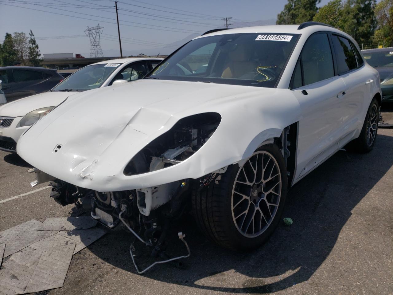 Photo 2 from auction – 2018 PORSCHE MACAN S with VIN WP1AB2A59JLB33813