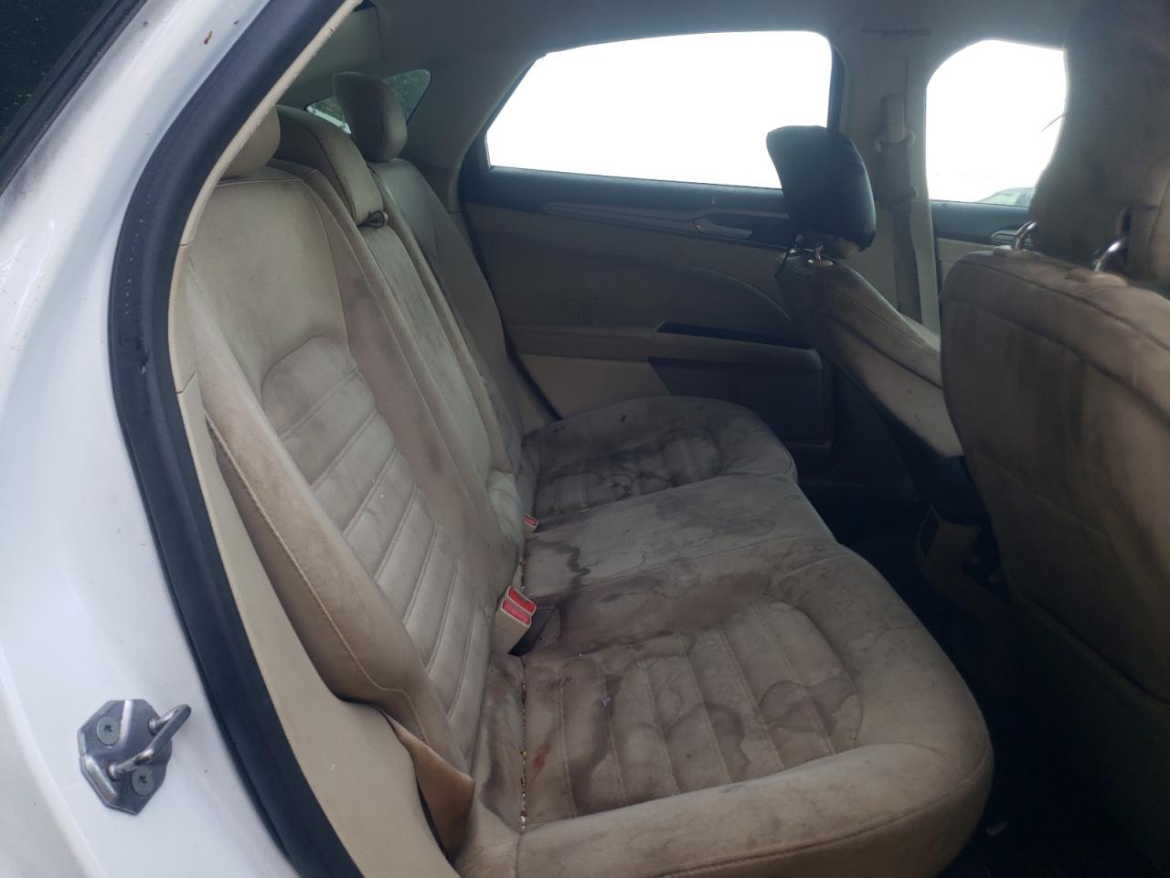 Photo 6 from auction – 2013 FORD FUSION SE with VIN 3FA6P0HR6DR179083