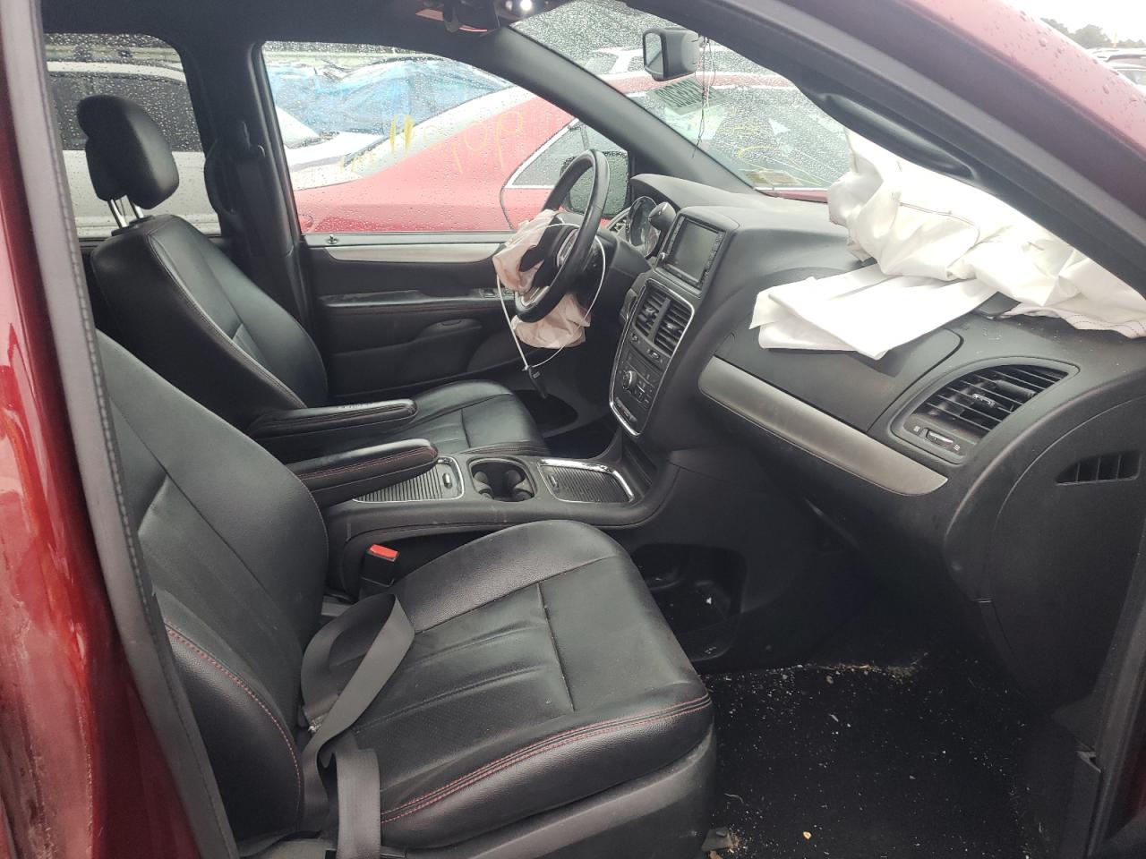 Photo 5 from auction – 2018 DODGE GRAND CARA with VIN 2C4RDGEG1JR145758