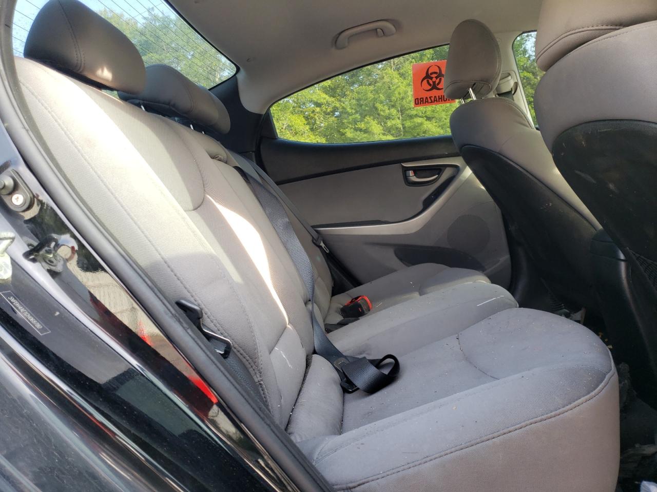 Photo 18 from auction – 2012 HYUNDAI ELANTRA with VIN 5NPDH4AE1CH068780