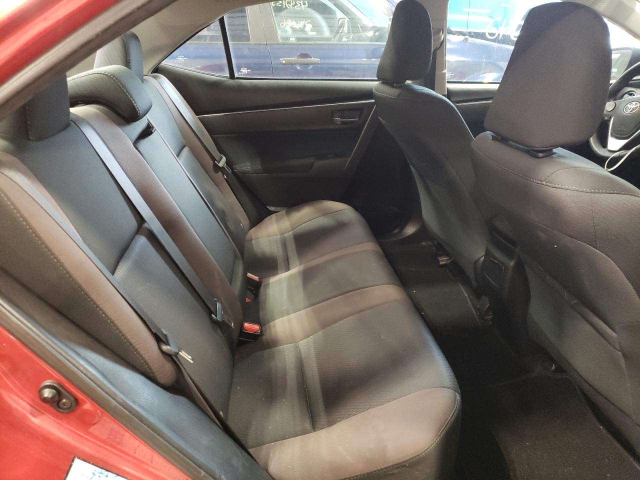 Photo 6 from auction – 2017 TOYOTA COROLLA L with VIN 5YFBURHEXHP585317