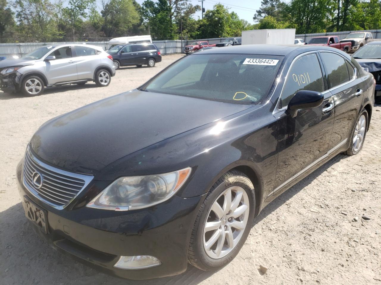 Photo 2 from auction – 2007 LEXUS LS 460 with VIN JTHBL46FX75005625