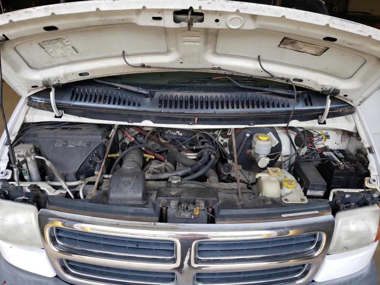 Foto 7 de la subasta – 2000 DODGE RAM VAN B3 con VIN 2B7KB31Z1YK116996