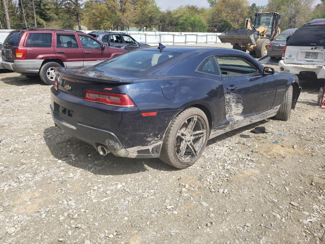 Zdjęcie 4 z aukcji – 2015 CHEVROLET CAMARO LT z VIN 2G1FF1E32F9301622