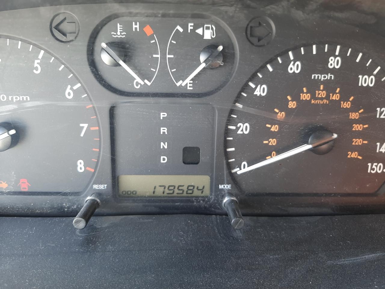 Photo 8 from auction – 2004 KIA OPTIMA LX with VIN KNAGD128245266119