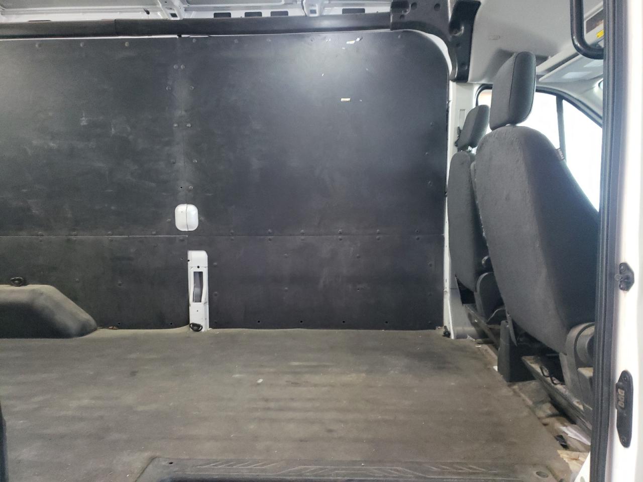 Photo 6 from auction – 2019 FORD TRANSIT T- with VIN 1FTYR2CM6KKA88904