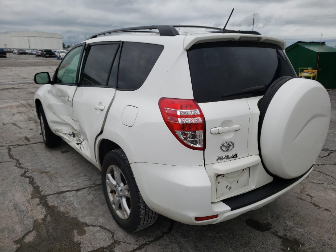 Photo 3 from auction – 2011 TOYOTA RAV4 with VIN 2T3ZF4DV9BW071053