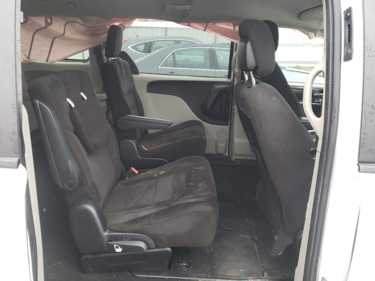 Photo 6 from auction – 2016 DODGE GRAND CARA with VIN 2C4RDGCG7GR356667
