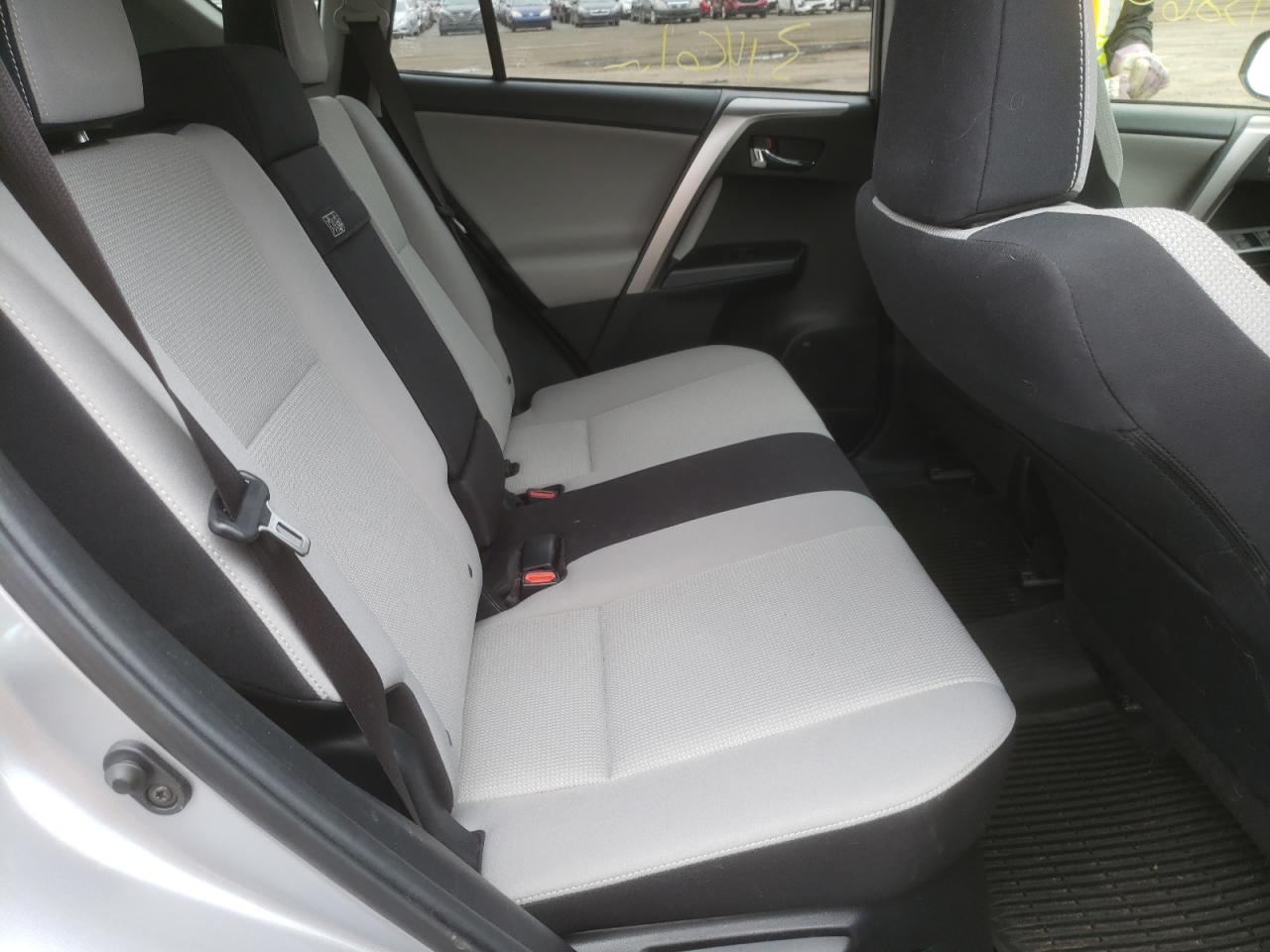Photo 6 from auction – 2018 TOYOTA RAV4 HV LE with VIN JTMRJREV2JD160551