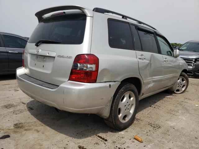 Photo 4 from auction – 2005 TOYOTA HIGHLANDER with VIN JTEDP21A150080007