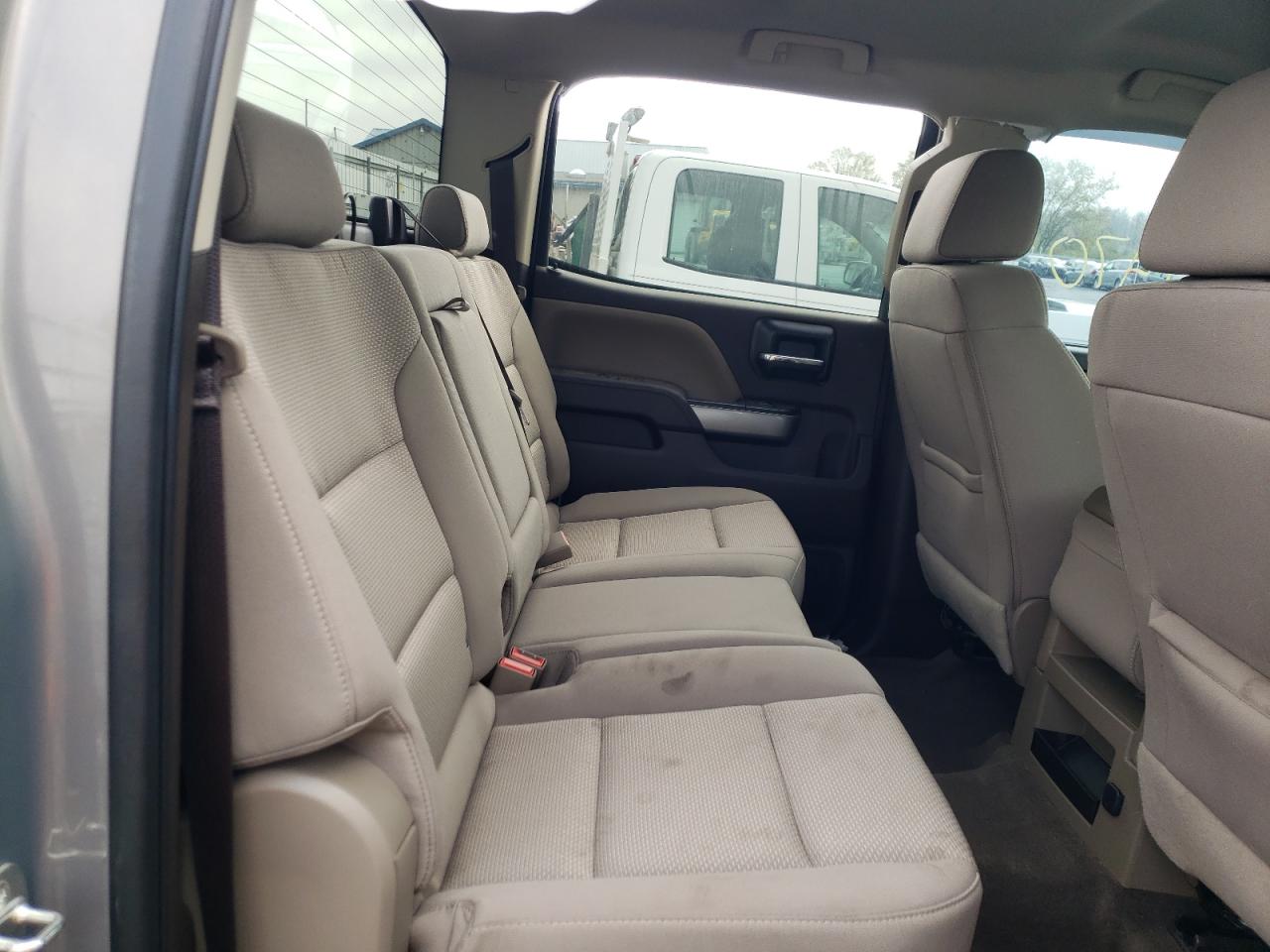 Photo 6 from auction – 2017 CHEVROLET SILVERADO with VIN 3GCUKREC3HG215172
